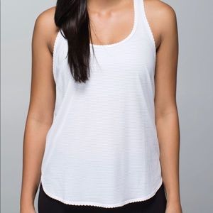 Lululemon 105 F Singlet *Silver